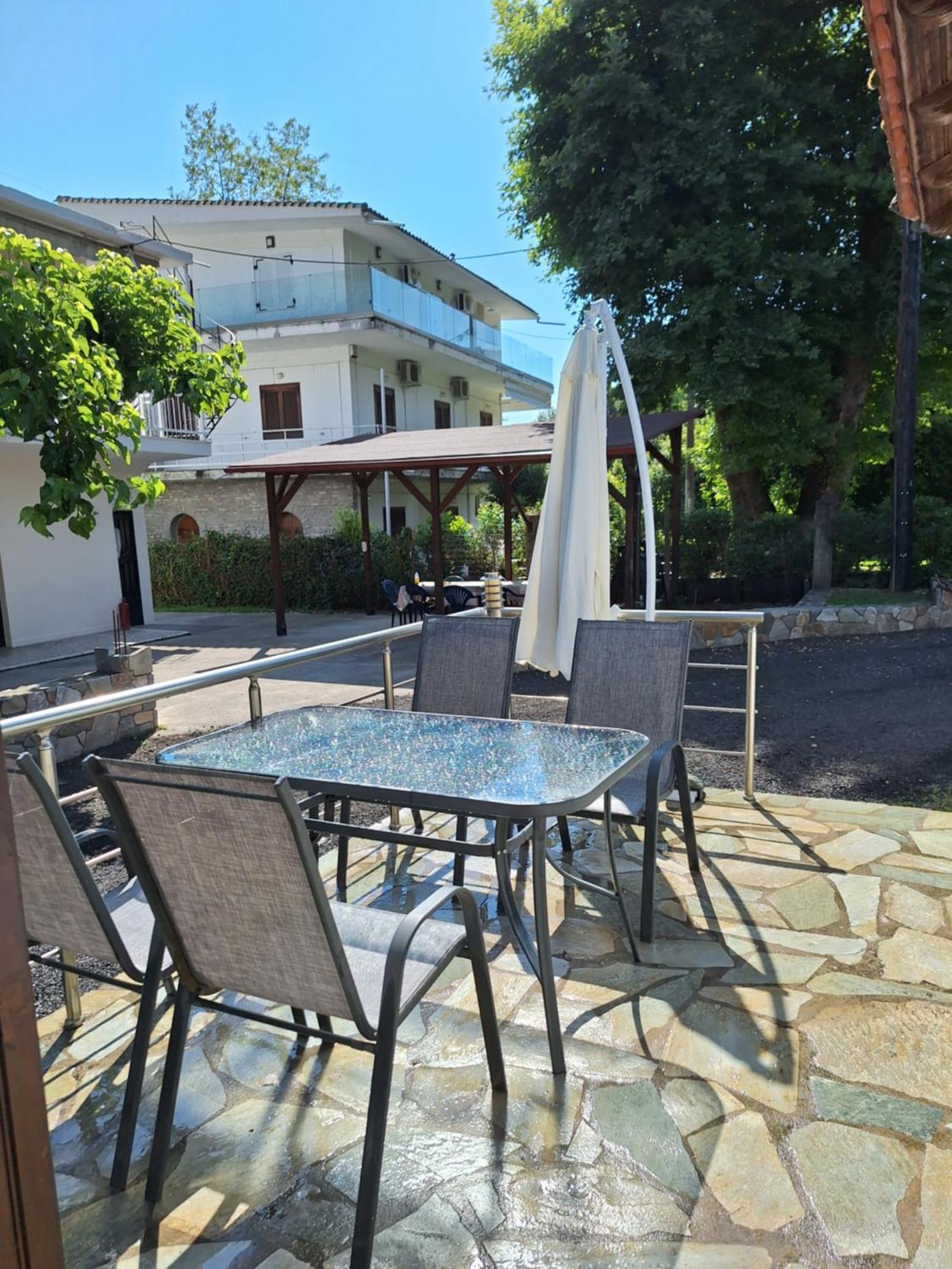 Veny House Vila Paralia Panteleimonos Exterior foto